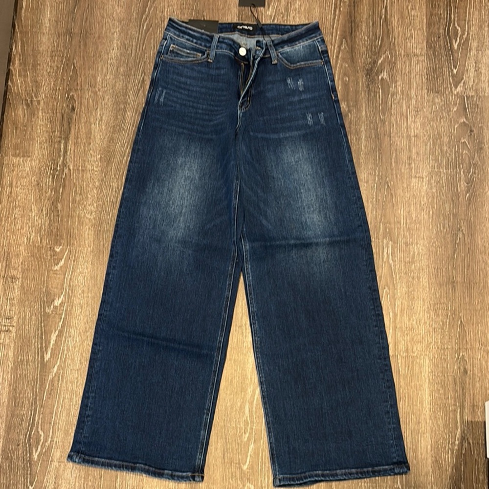 Onero Wide-Leg Blue Jeans